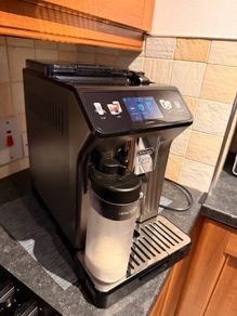 Delonghi  Eletta Explore Coffee Machine
