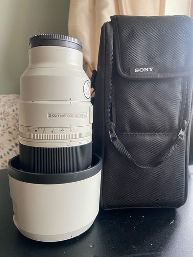 Sony FE 70-200mm f2.8 GM OSS II Pristine Condition (Mark 2)