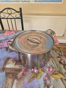 Pot