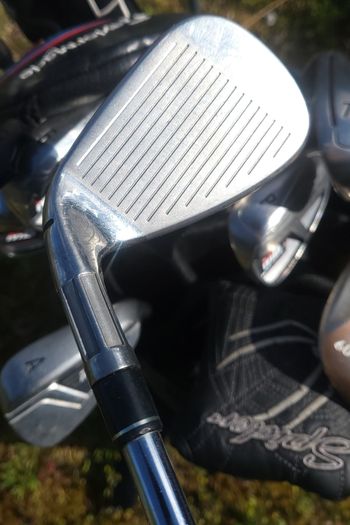 Set of Taylormade Clubs