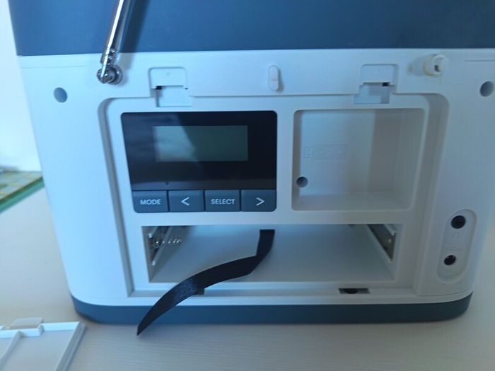 Relish Radio and Music Player (DAB, FM Radio & USB)