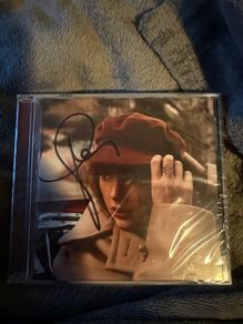 Signed Taylor Swift Red (Taylor's Version) CD