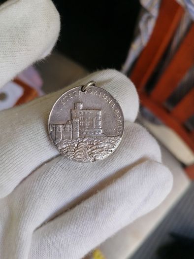 1935 Official Silver Jubilee Medallion