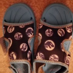 boys sandals