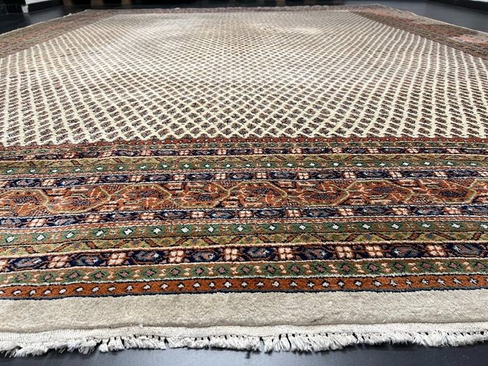 P.ersian Rug Sarok 390 x 295cm (SA235)