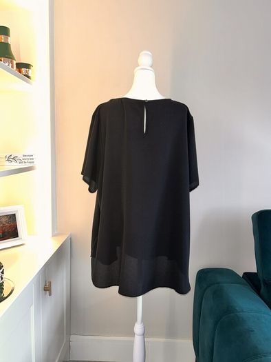 Brand New Ladies Black Top from Only Carmakoma. Size UK 24 / EU 52 cm