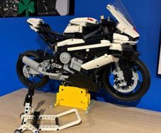 Lego Bme M1000 - Set 42130