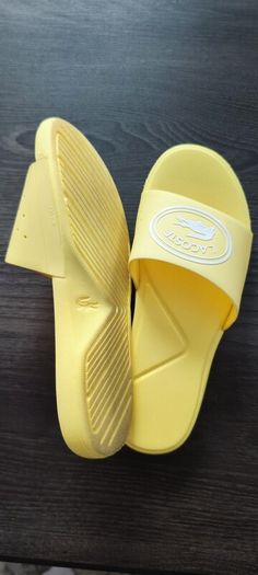Lacoste slippers UK 1/EU 33