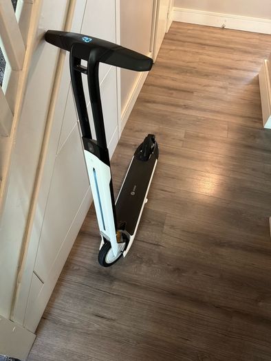 Scooter - Segway ninebot