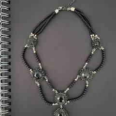 Art deco-style necklace
