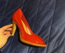 Women's faith high heeled peep toes red shoes.. bnwt