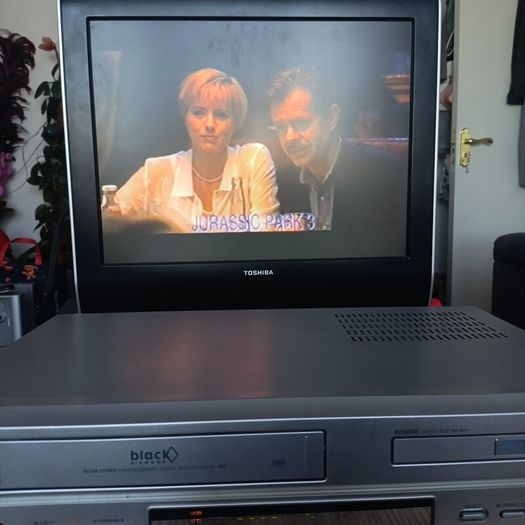 Black Diamond BD250DVC DVD Player and VHS VCR Combo