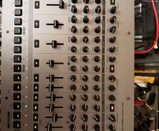 Roland tr-1000