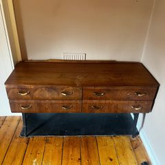 Vintage mid-century modern chest of drawers