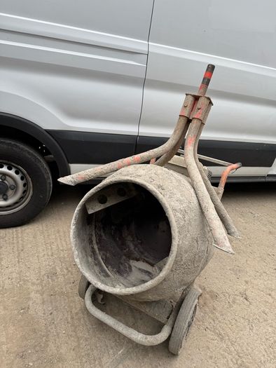 cement mixer