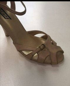 Escape Shoes Size 7. Brand New