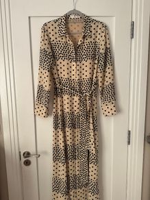 Ladies dress
