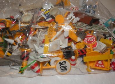 Large Bag Of Mixed Street, Train, Signs Great For Layouts