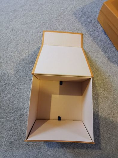 Louis Vuitton box