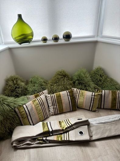 Curtains, cushions & matching accessories