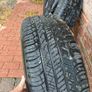 18" Landrover Alloys with Excellent Michelin Tires Image 4