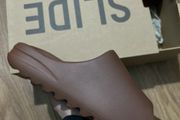 Yeezy Slides flax