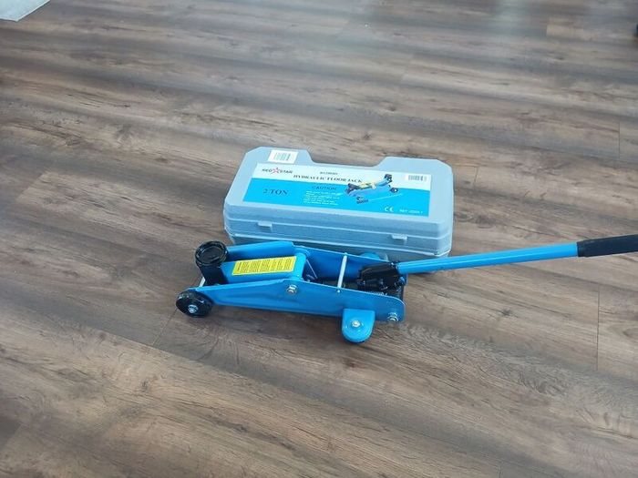 2Ton Hydraulic Pump Floor Jack with quick duel pump