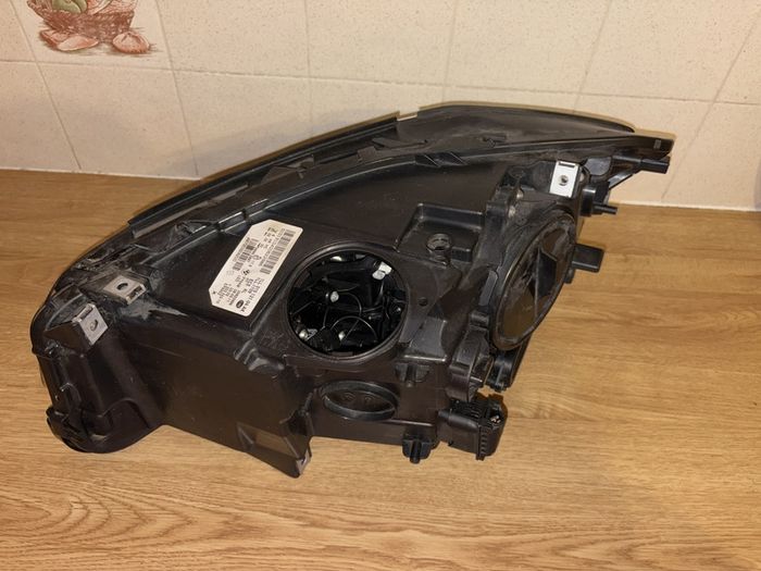 BMW F10 Headlight (water damaged)