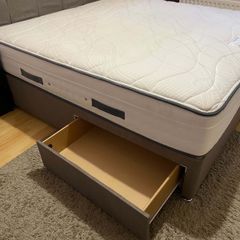 King size bed
