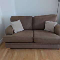 Brown 2 Seater Sofa. Comfortable & Good Condition