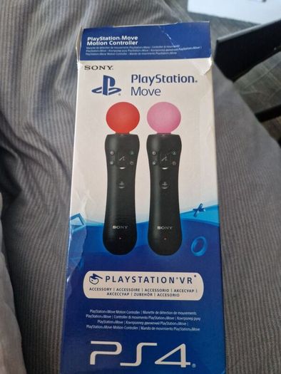 playstation VR plus camera and 5 games