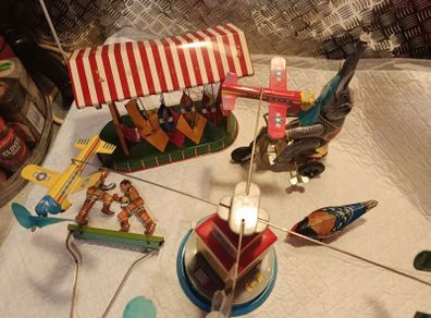 Tintoys lot