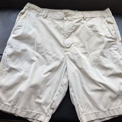 Mens Chino shorts - size L/M