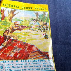 Victoria Cross Heroes Wax Gum Wrapper - Yellow Border.