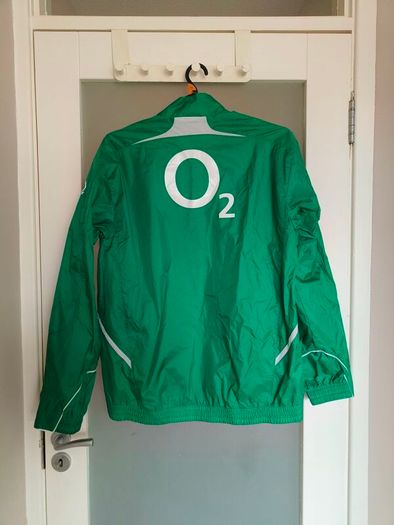 Vintage 2010 Puma Ireland Rugby Union (IRFU) windbreaker top