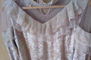 Velvet blouse lace
