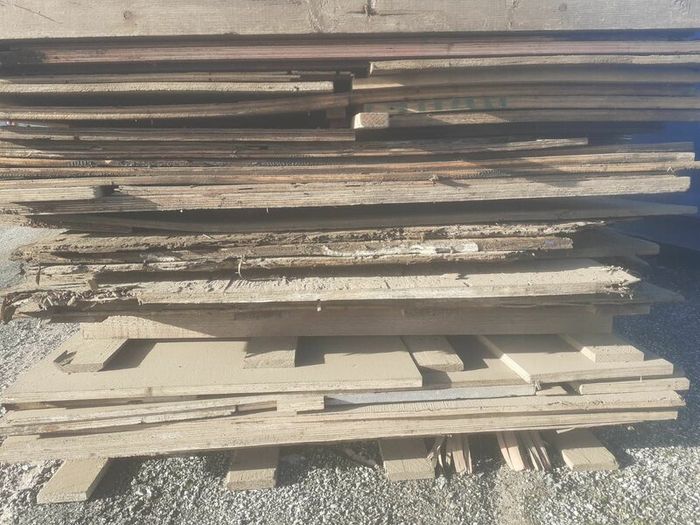 Assortment of 1",3/4",1/2" and 1/4" ply wood