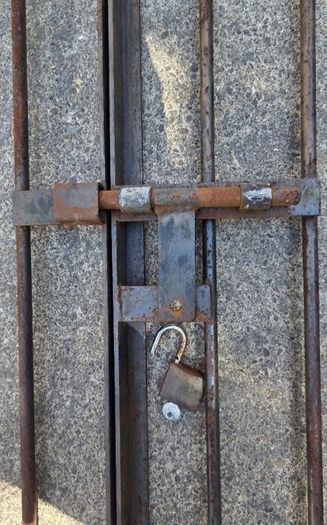 Heavy Duty Wrought Iron Side Gates (1.5m W x 2m H) Decorative Tips and Lock Included