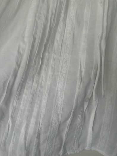 White top from H&M size L