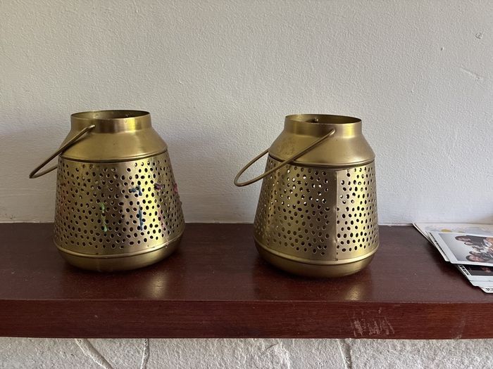 Pair of lanterns