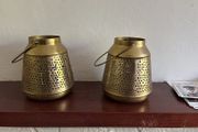 Pair of lanterns
