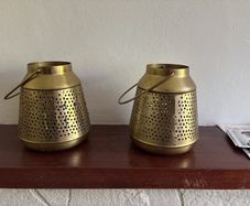 Pair of lanterns
