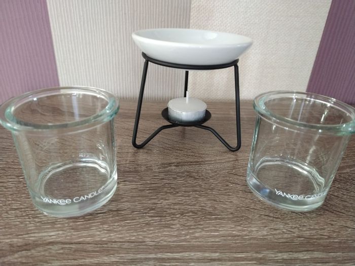 Yankee Candle Glass Votive Holders and Ceramic Tart Burner and Tea Light