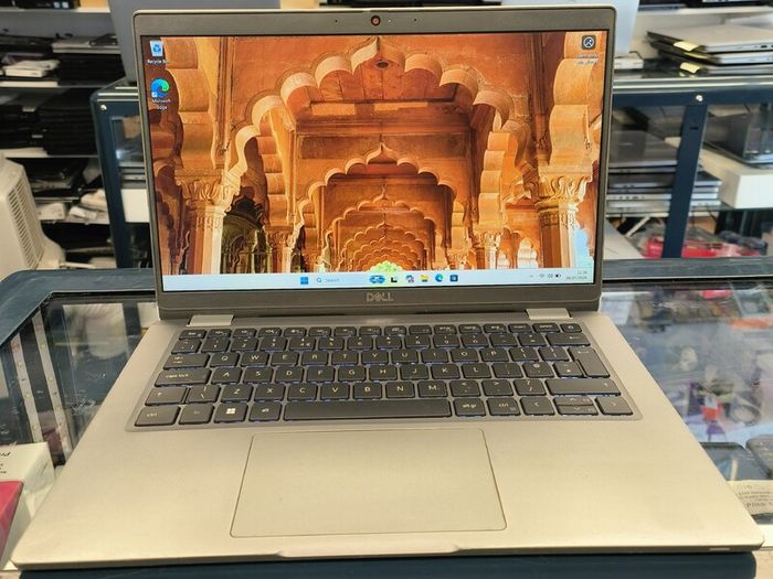 Dell Latitude 5320, 13.3" (11th Gen) Intel i5-1135G7, @2.60GHz, 8GB RAM, 500GB, Windows 11 Pro (SALE PRICE)