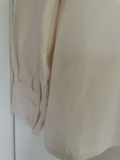 Toast blouse