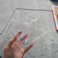 Automatic hamster feeder