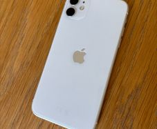 iphone 11 64GB white unlocked