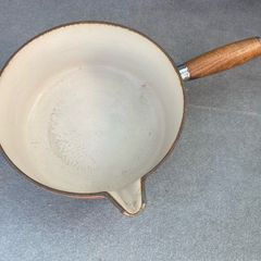Le Creuset 20 Orange Cast Ceramic Enamel Saucepan Fry Pot Casserole