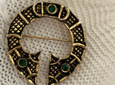 brooch
