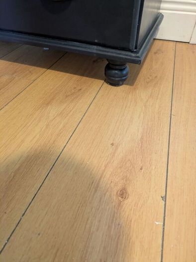 chest of drawers
